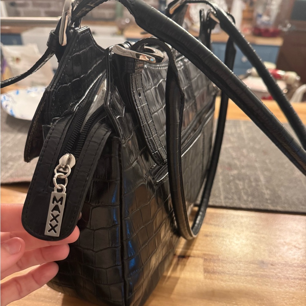 MAXX Shoulder Bag